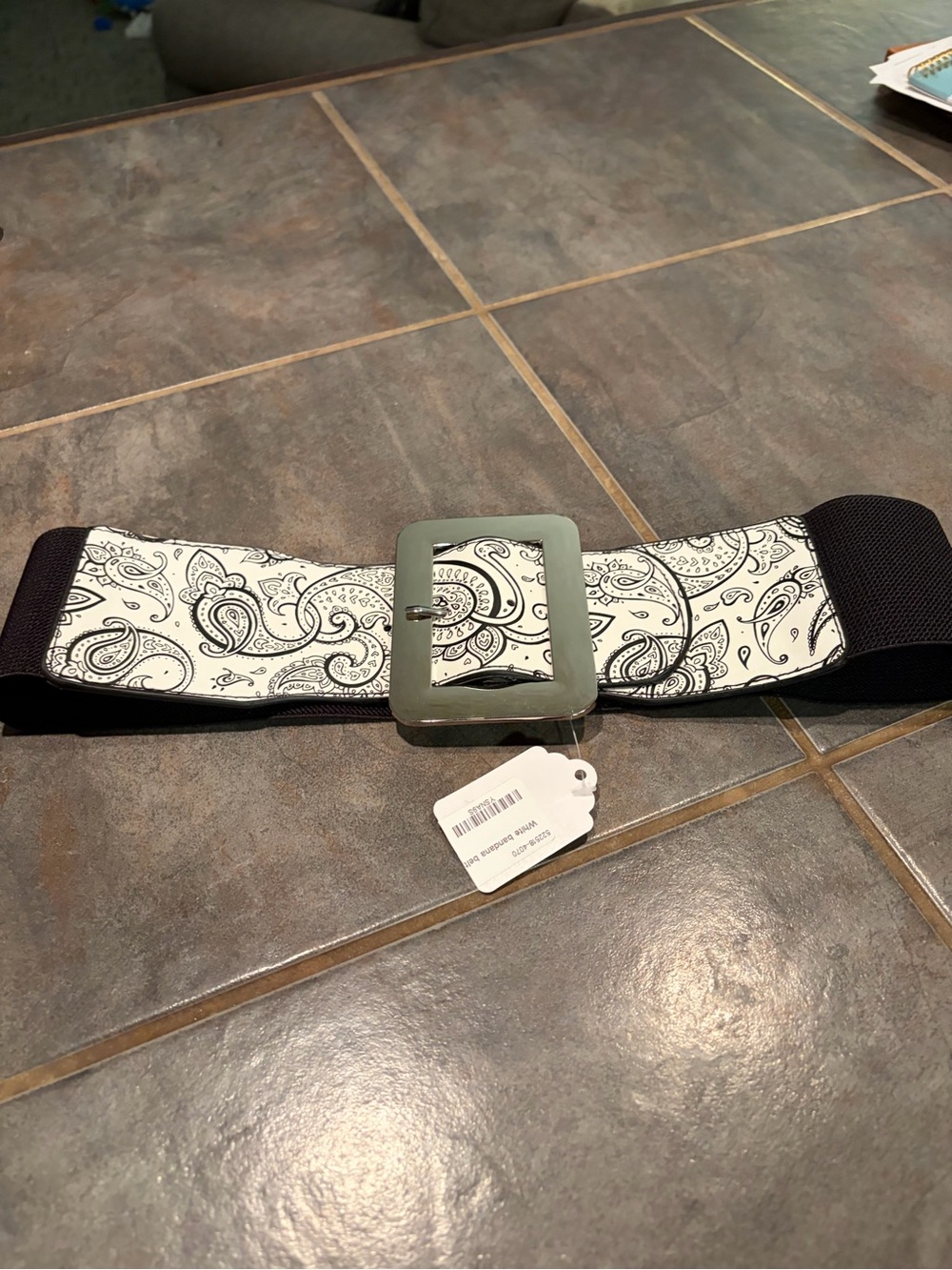 Black & White Paisley Bandana Stretch Belt with Square Buckle- fits up to L NWT!